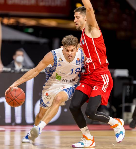 队冲突的规 队冲突的规