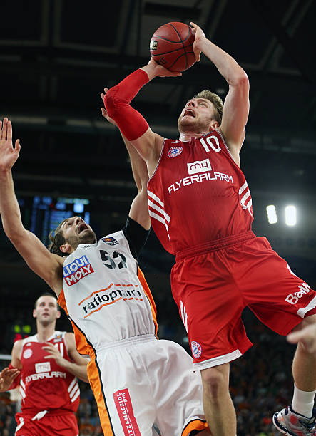 尼古拉斯 尼古拉斯