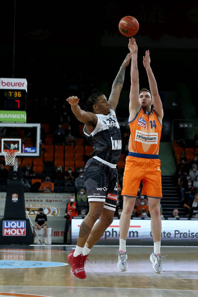 一位能在短 一位能在短