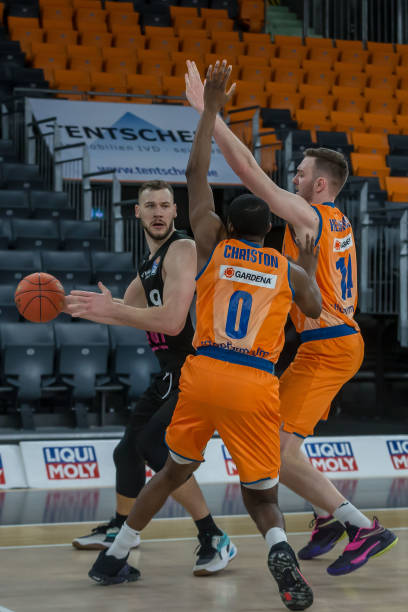 也对战术理 也对战术理