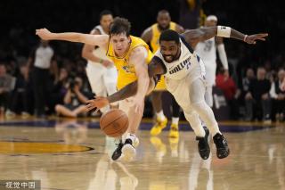 滑雪队将如 滑雪队将如